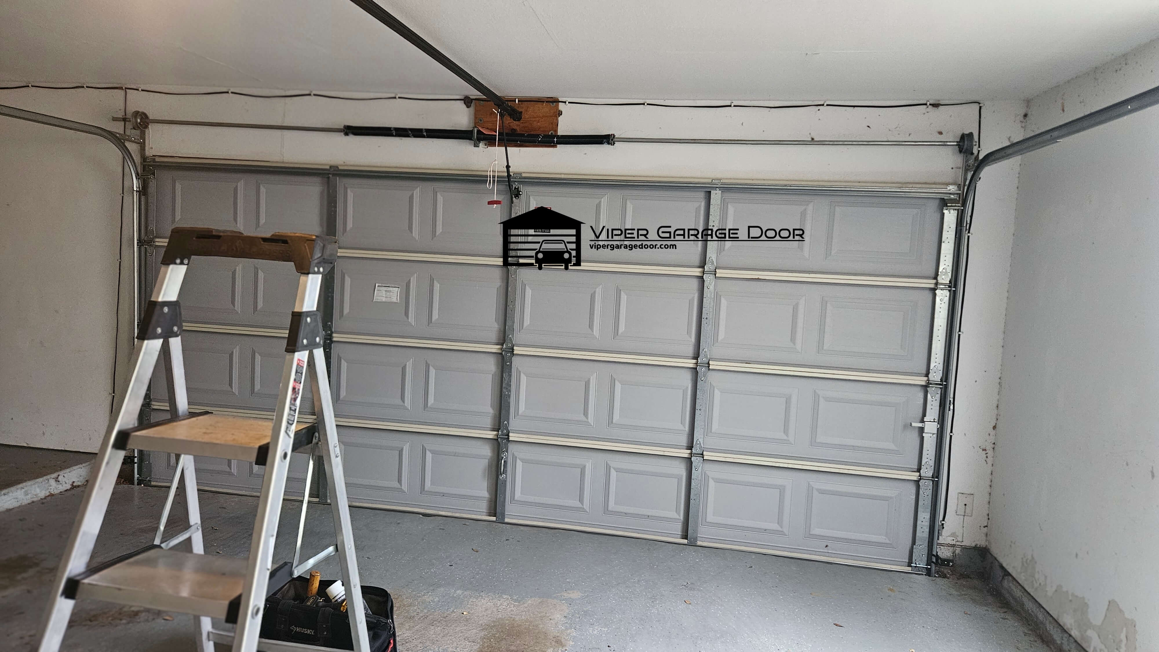 vipergaragedoor.com_garage_door_springs_replacement